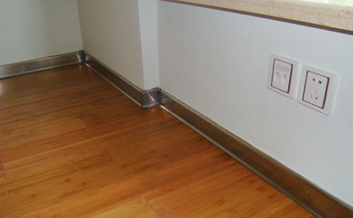木地板受潮了怎么解决？，呆鸡哥安装维修平台