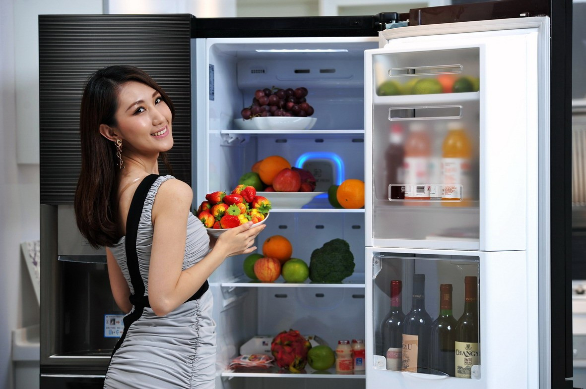 冰箱食物存放要注意生熟食分开，小存放，大健康！，呆鸡哥安装维修平台